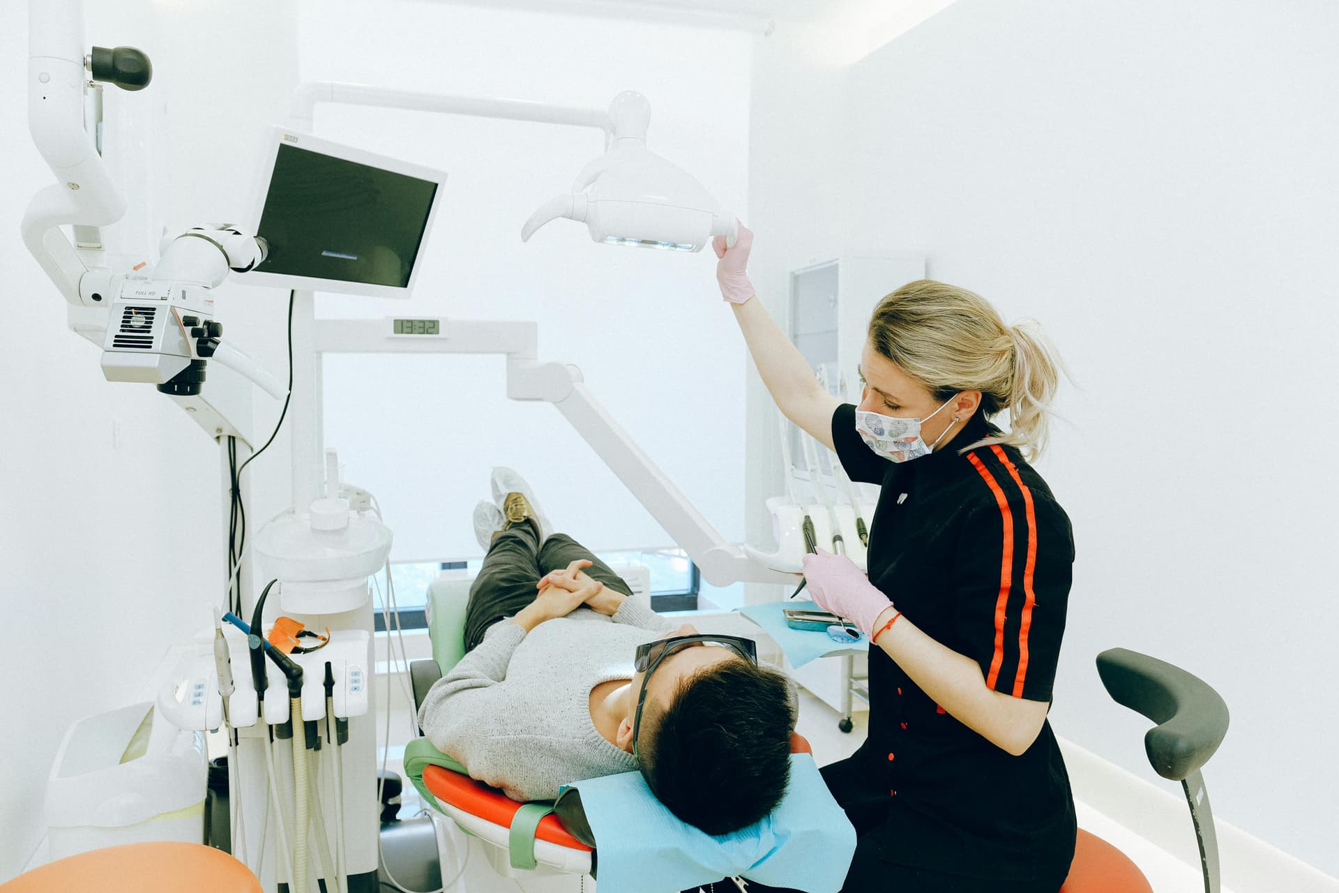 Traveling Dental Hygienist: Salary Guide & What to Expect