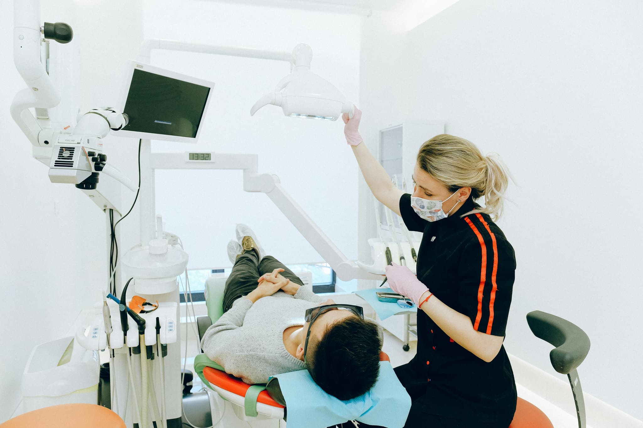 Traveling Dental Hygienist: Salary Guide & What to Expect